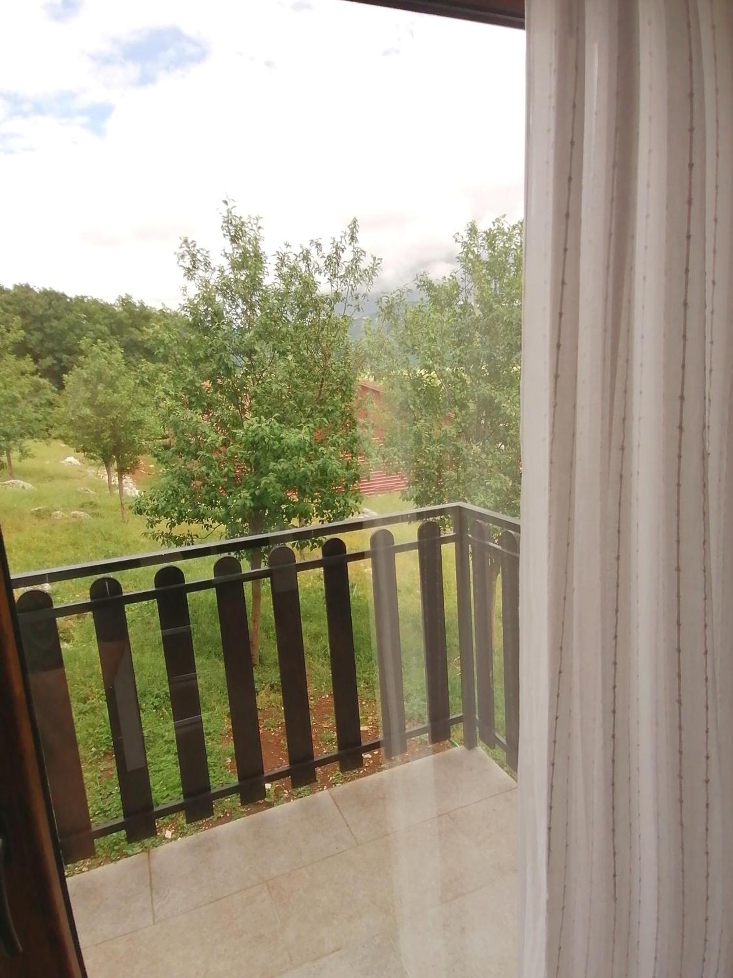 Apartment Farma & Opg Sasa Delic Korenica